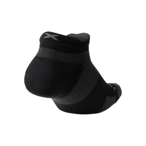 2XU - Vectr LightCushion NoShow Socks