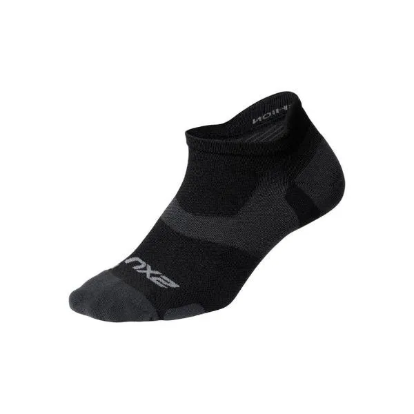 2XU - Vectr LightCushion NoShow Socks