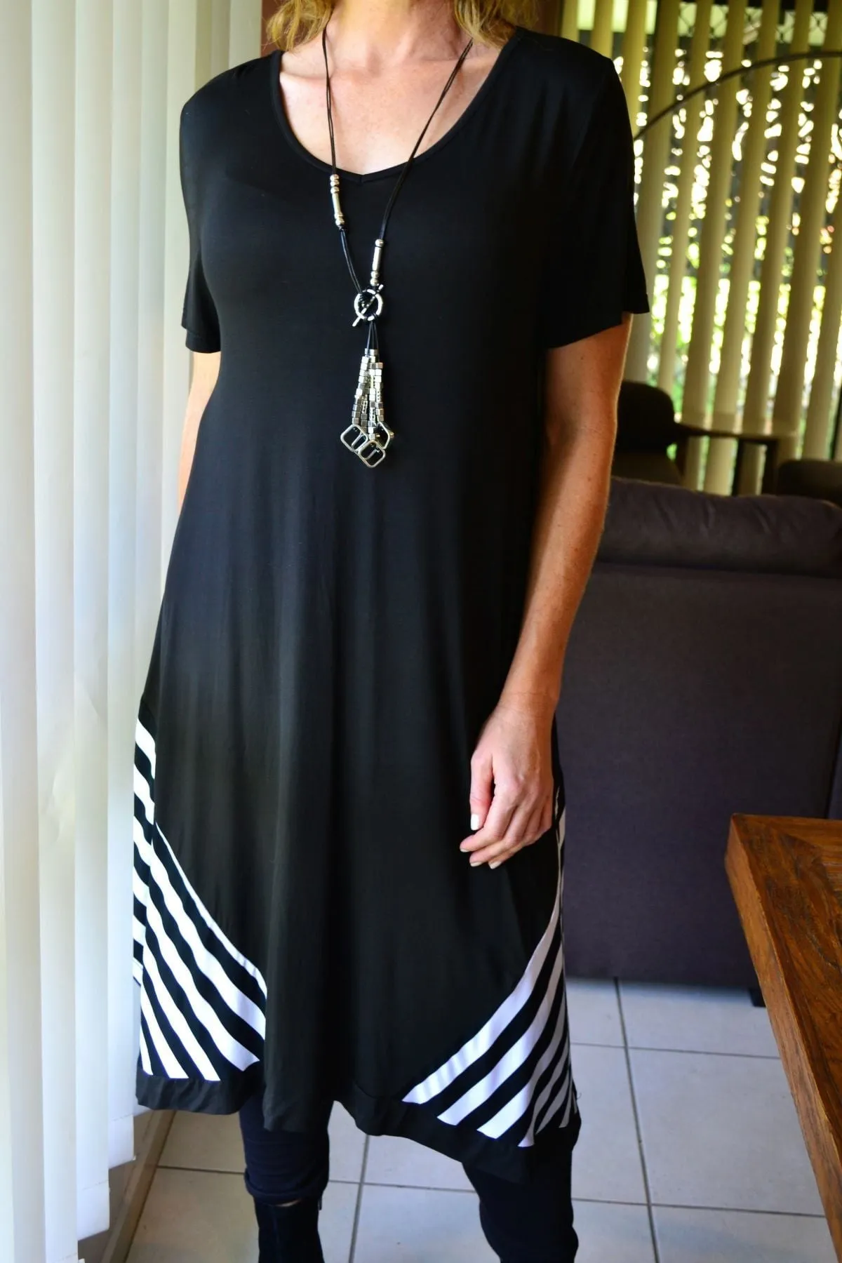 Black White Short Sleeve Bamboo Tunic Dress