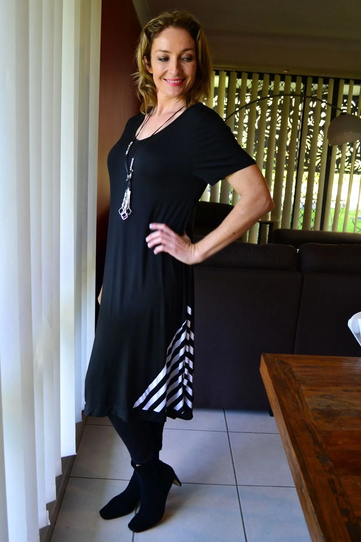 Black White Short Sleeve Bamboo Tunic Dress