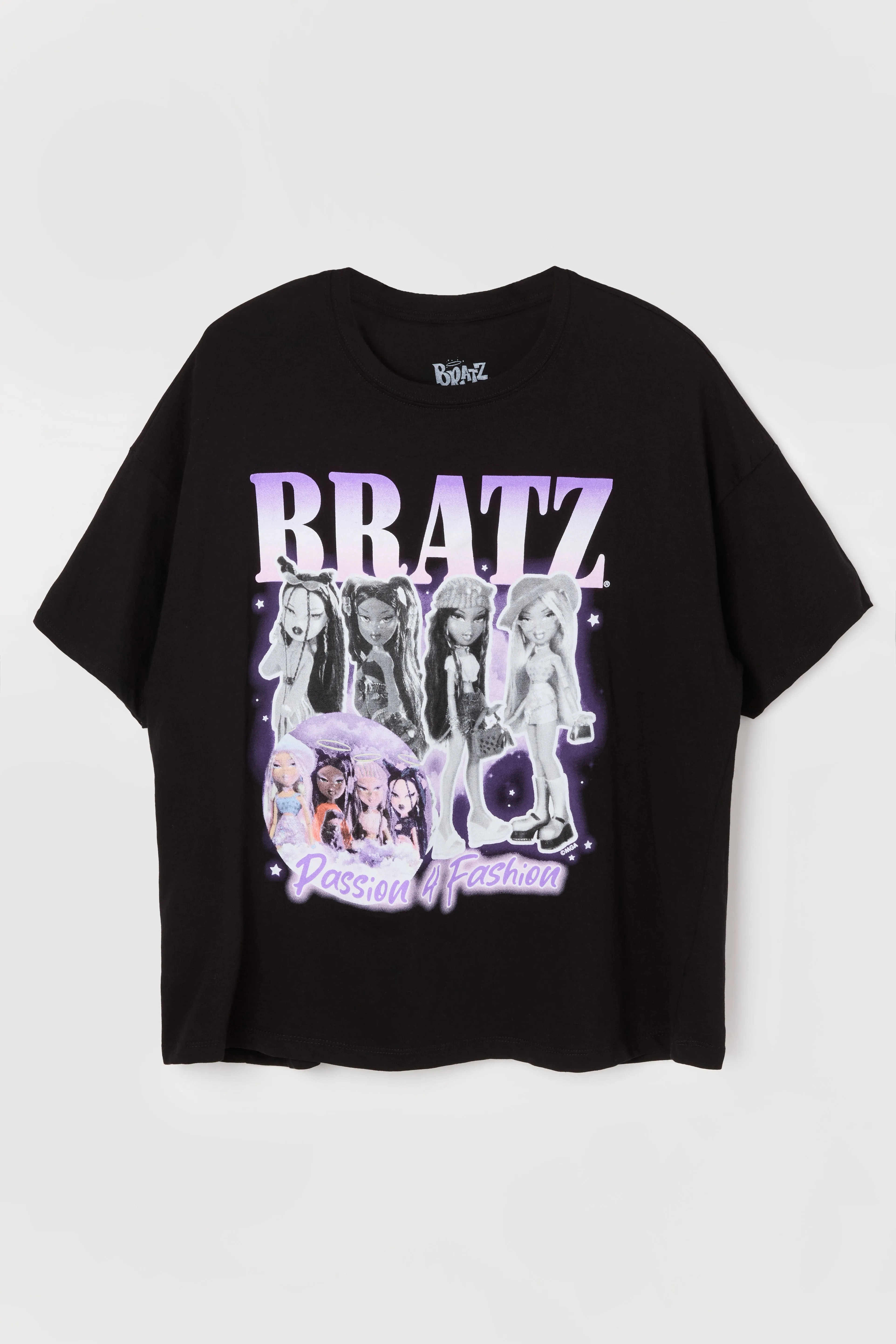 Bratz Passion for Fashion Graphic Boyfriend T-Shirt