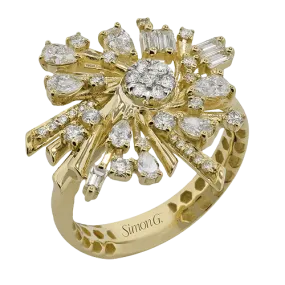 Cosmic Cluster Fashion Ring in 18k Gold with Diamonds