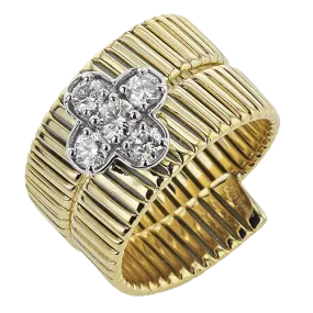 Fashion Ring In 18k Gold With Diamonds