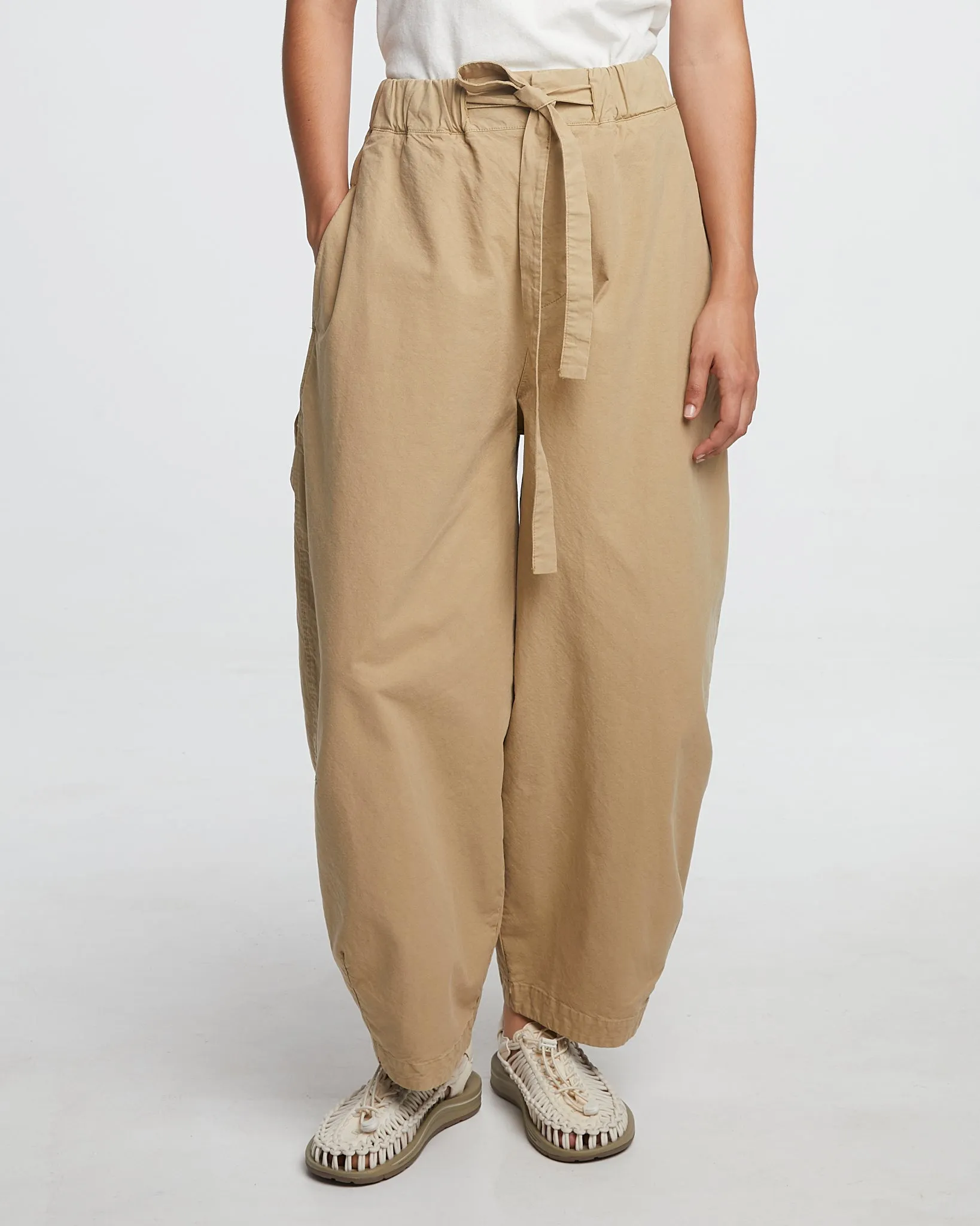 Sure! Heres an optimized version of the product title:

Stylish Cotton Linen Pants for Men in Latte - G.o.D Sultan Collection