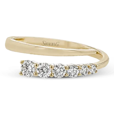 Harmonie Fashion Ring In 18k Gold With Diamonds